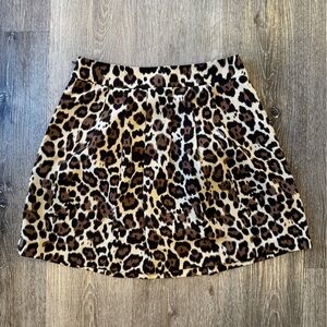 Banana Republic Leopard print skirt with pleating detail.